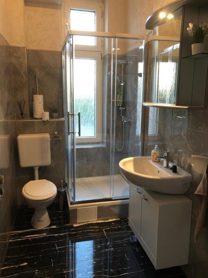 M/P Apartment Duisburg Bagian luar foto