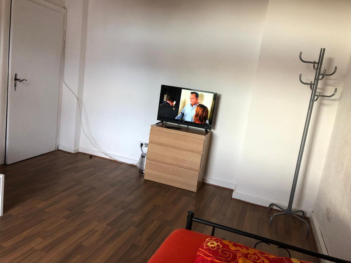 M/P Apartment Duisburg Bagian luar foto